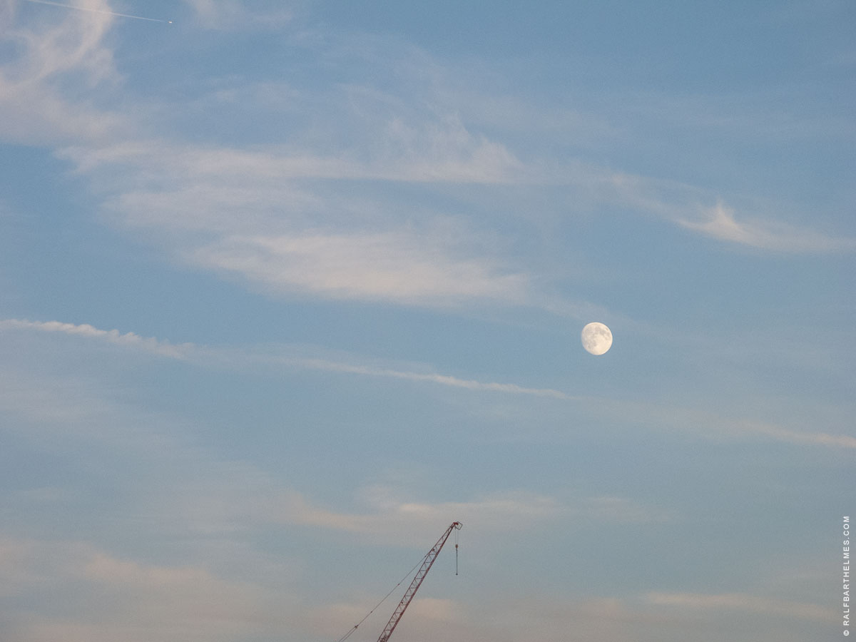 461-blue-moon-of-frankfurt-foto